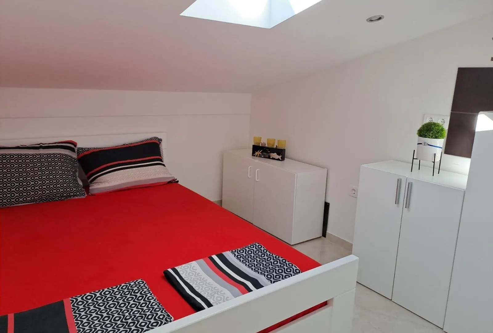 Apartman Ziks Crikvenica 0*,  Croatia