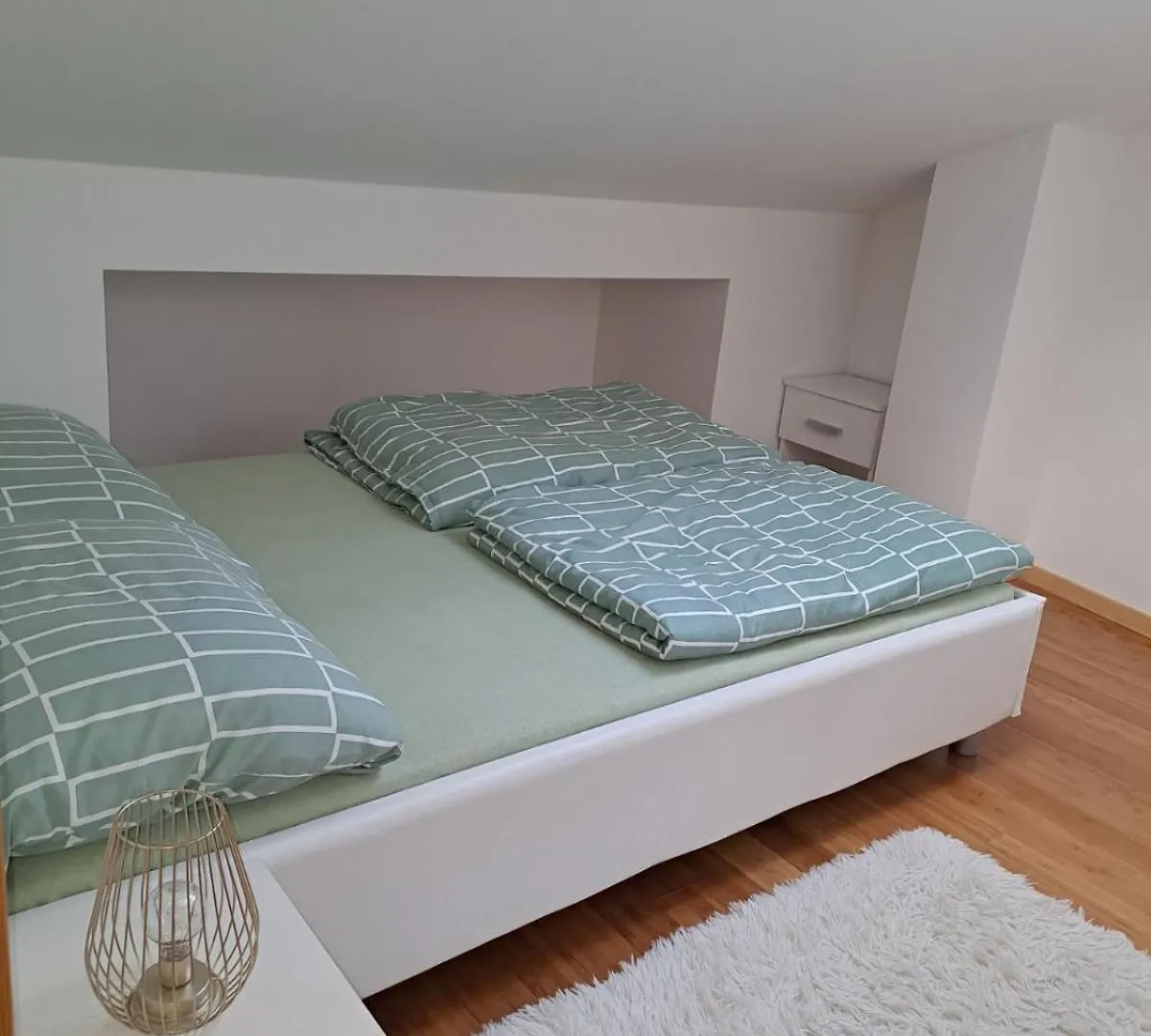 Apartman Ziks Crikvenica 0*,
